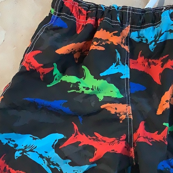 💥 OP size 10/12 swim shorts shark print - Picture 8 of 12